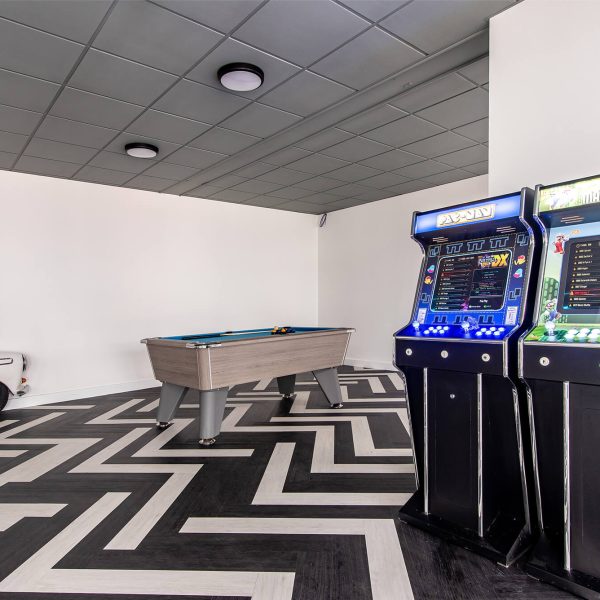 graduation house nottingham 06