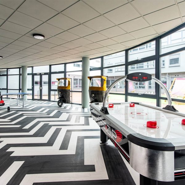 graduation house nottingham 08